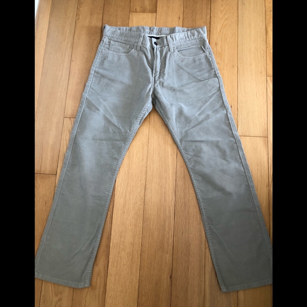Levi’s 514 Straight Fit Men’s Corduroy Pants